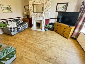 Lounge- click for photo gallery